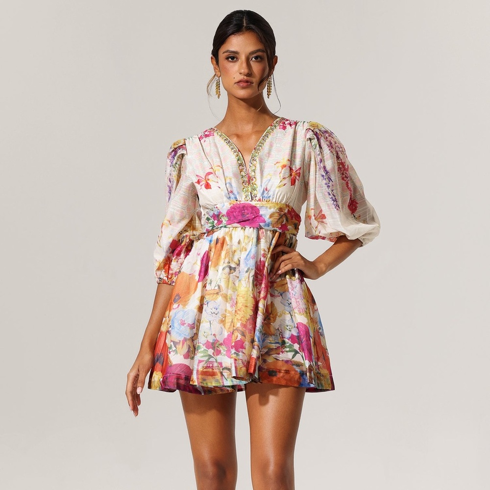 Kuller Floral Printed V-Neck Mini Dress